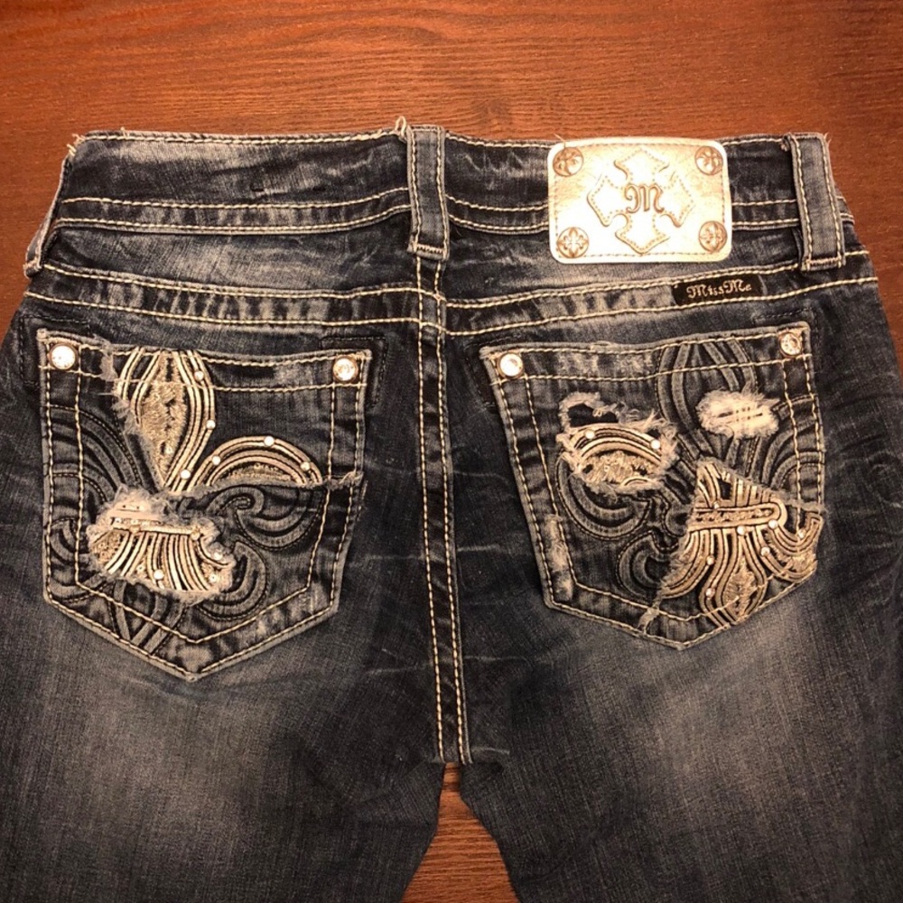 Miss Me Signature Skinny Jean